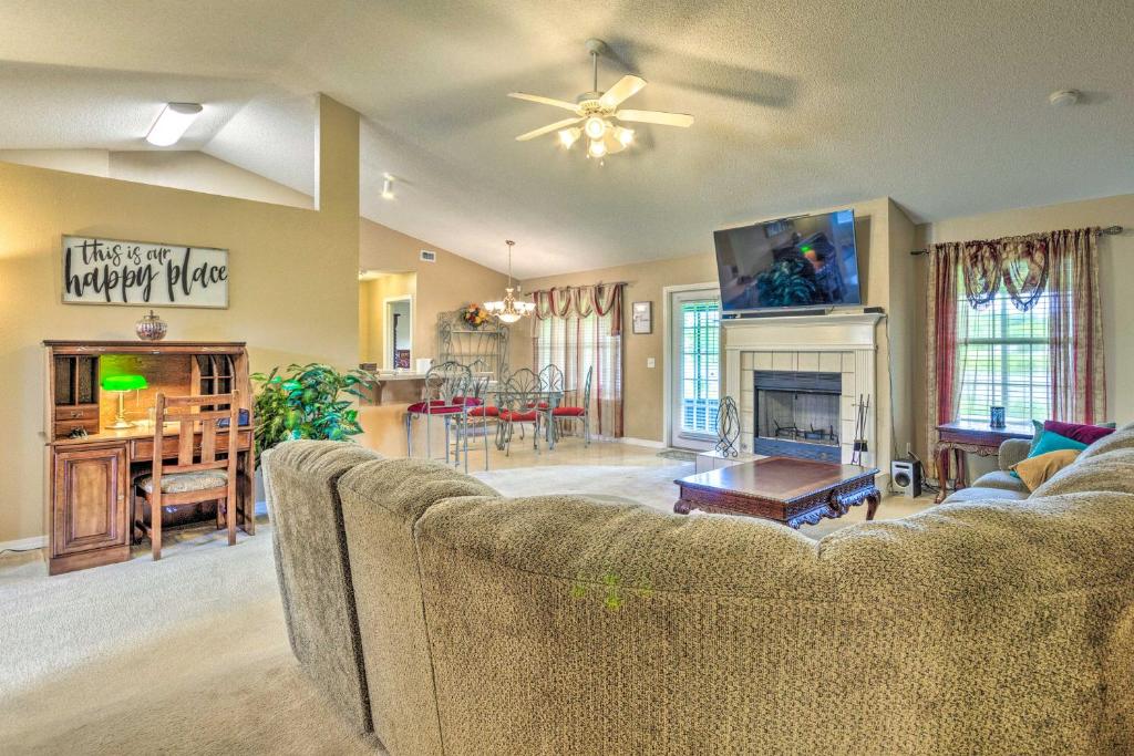 Waterfront Pensacola Home with Florida Room! photo 2