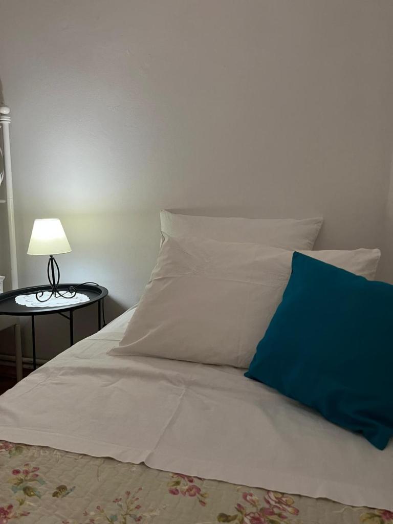 Apartment with swimming pool photo 1
