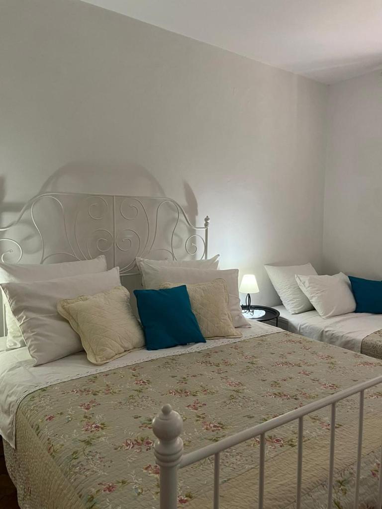 Apartment with swimming pool photo 2