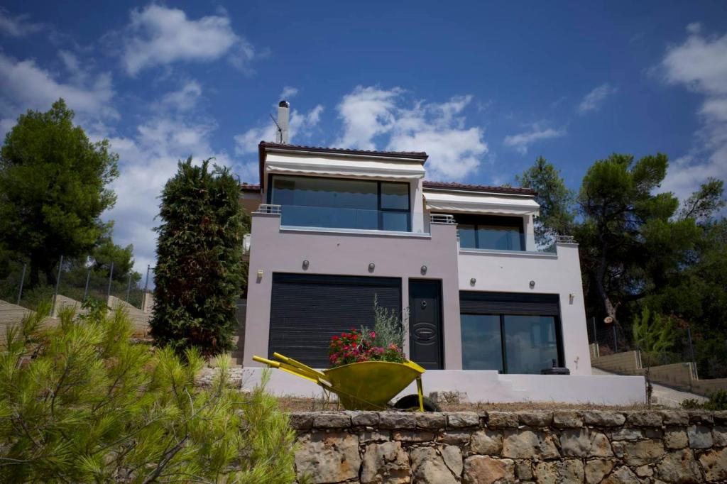 Pines sea view villa 170 sqm in Theologos photo 2