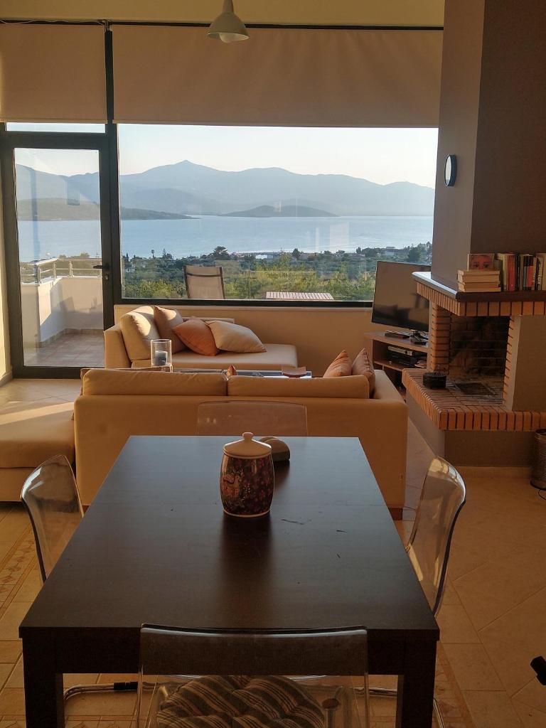 Pines sea view villa 170 sqm in Theologos photo 3