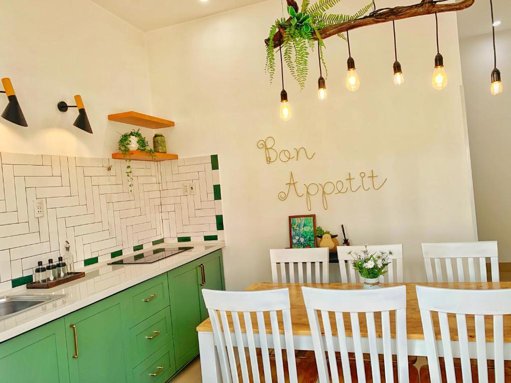 The Green Mountain Villa- Back Beach Villa in Vung Tau- 4 bedrooms villa