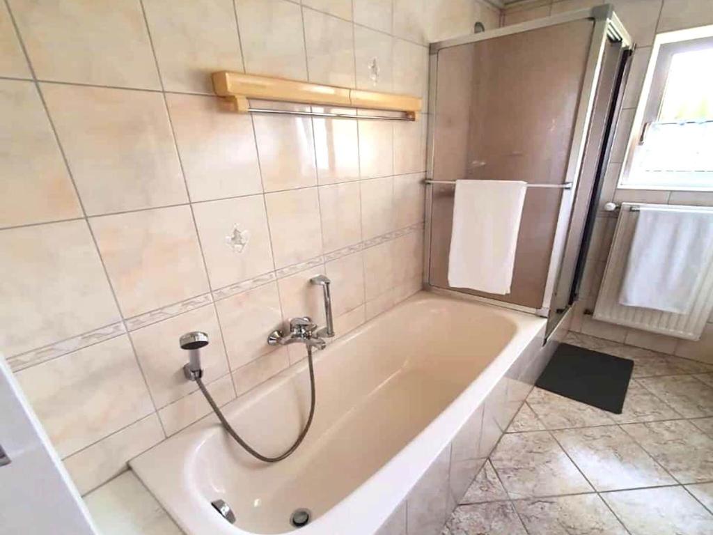 Comfortable flat in Görwihl with balcony photo 3