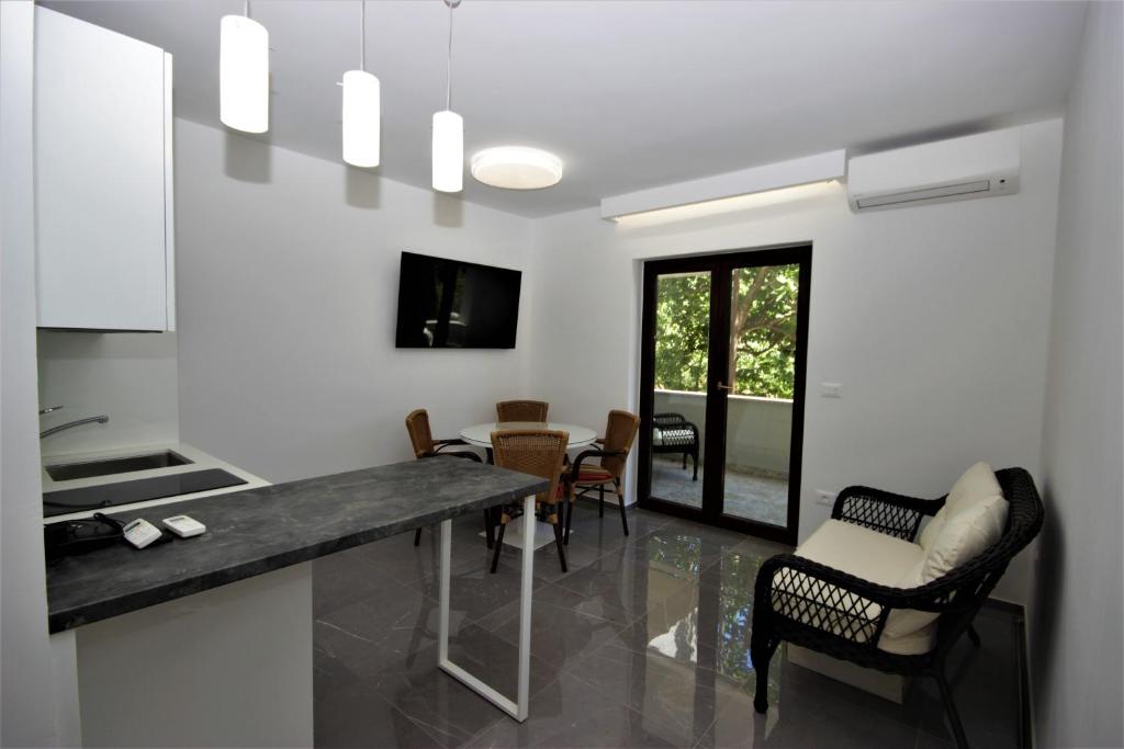 Apartments Smitran photo 2