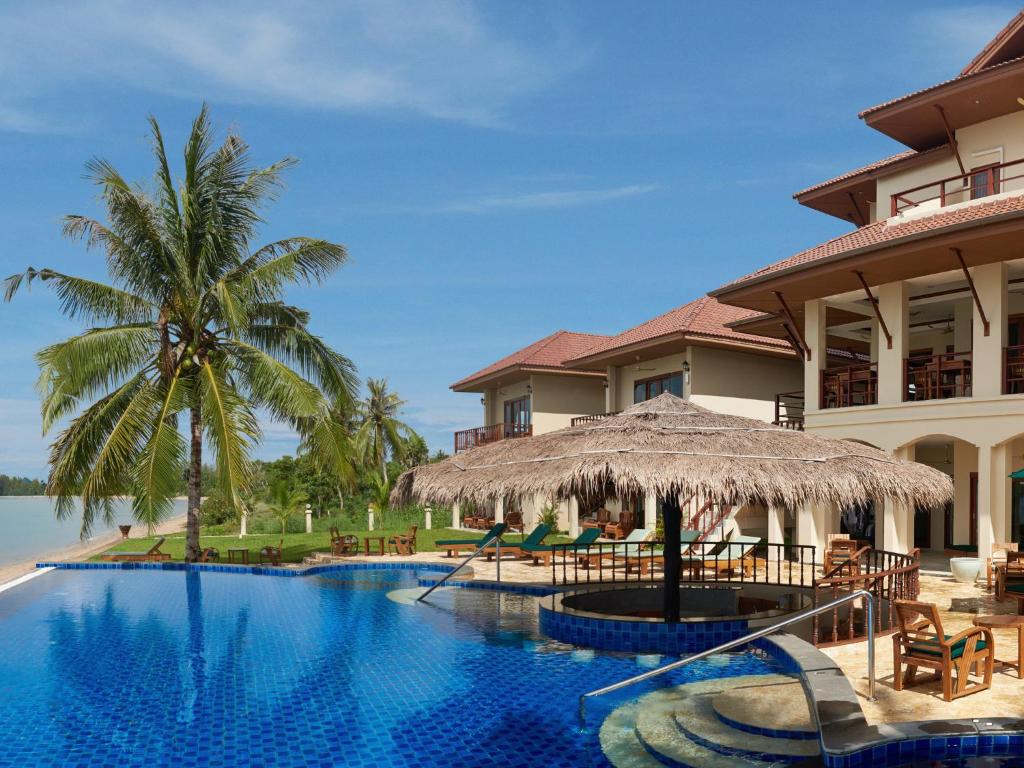 Sara Beachfront Boutique Resort photo 3