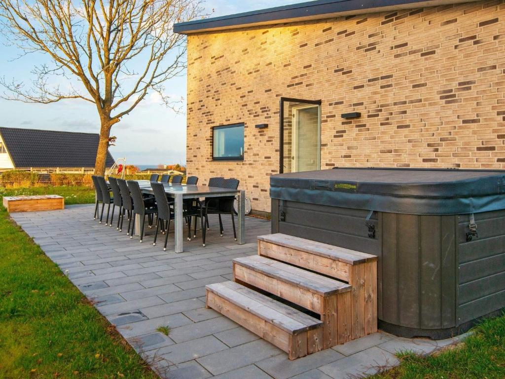 12 person holiday home in Alling bro photo 1