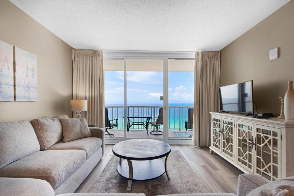 Majestic Beach Towers 1-1404 photo 1