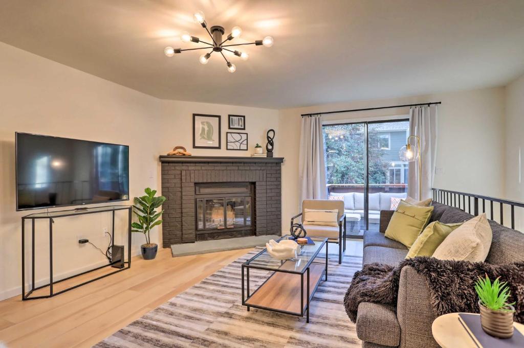 Stylish Home with Game Room Near Parks and Lakes!