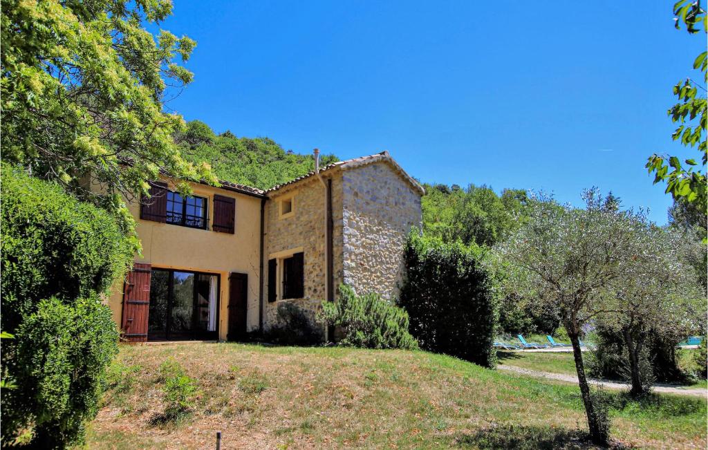Stunning Home In Curnier With Wifi, Private Swimming Pool And 3 Bedrooms photo 1