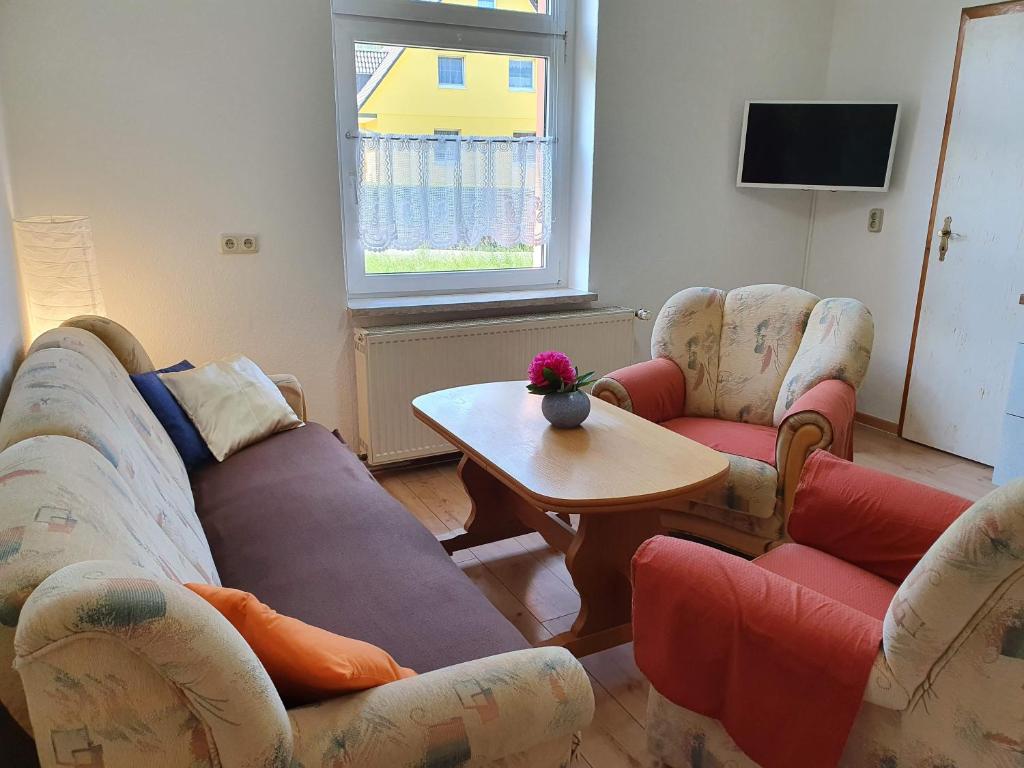 Ferienwohnung Ost - Alte Schule Sachswitz