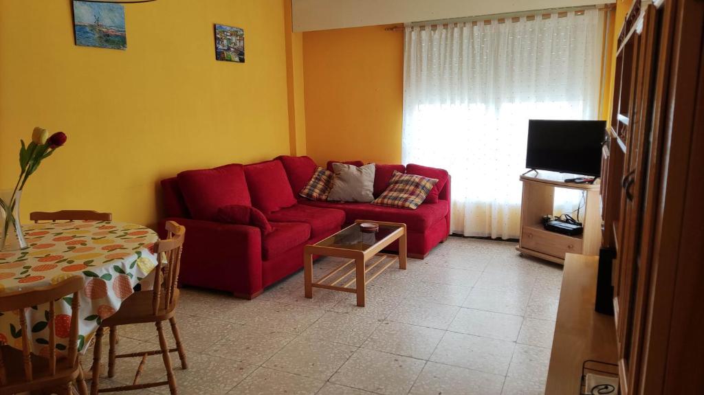 Amplio piso en Pontedeume photo 1