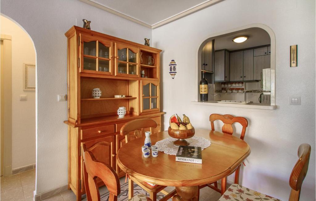 Awesome Apartment In La Mata With Outdoor Swimming Pool, Wifi And 2 Bedrooms photo 4