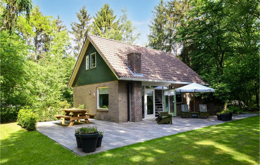 Awesome Home In Meppen With Wifi And 4 Bedrooms
