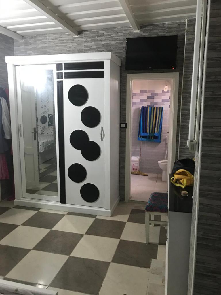 للعائلات شاليه مكيف بتراس كبير ورووف بالدور الثانى الساحل الشمالى photo 4