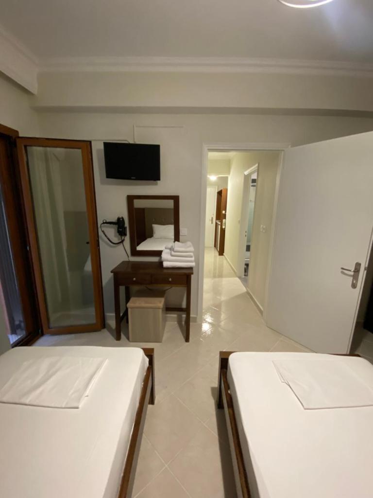 Paradosi Apartments photo 4
