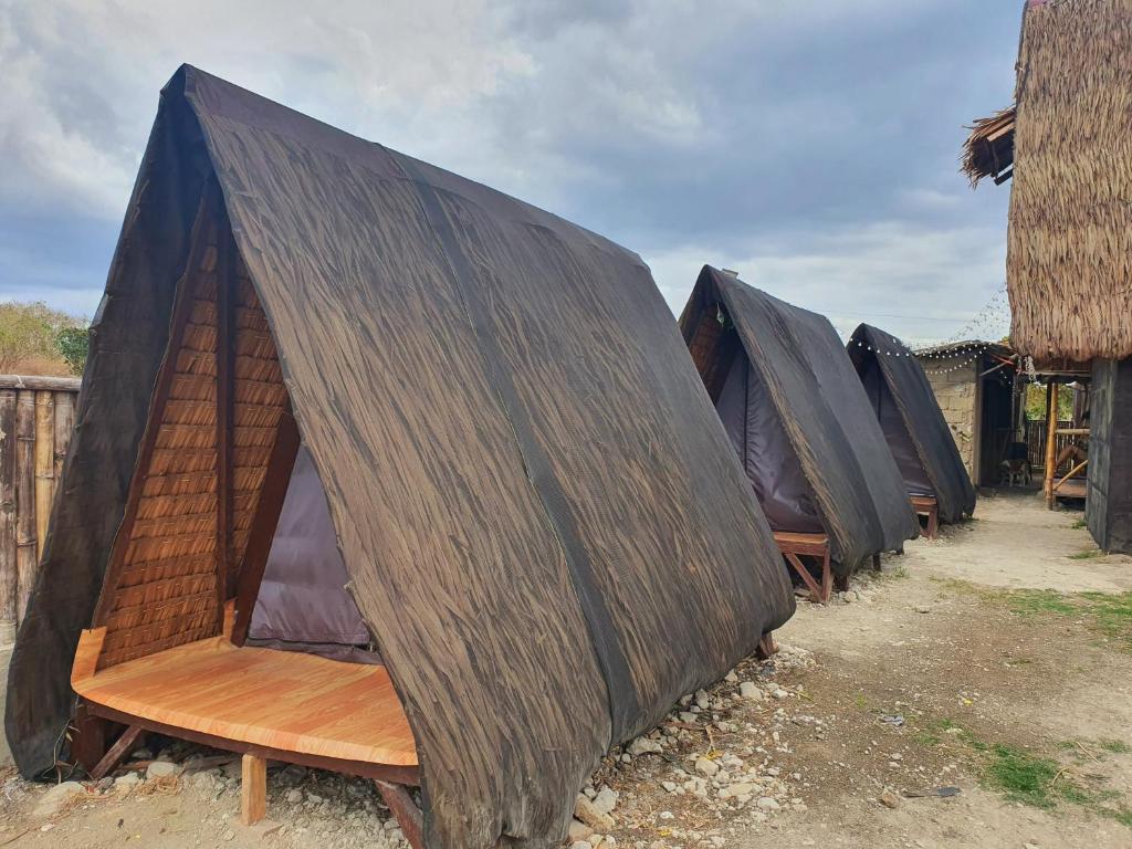 Calatagan's Bahay Kubo - with Beach Access photo 3