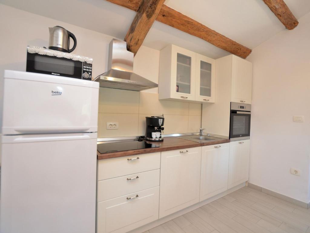 House Carlo photo 4
