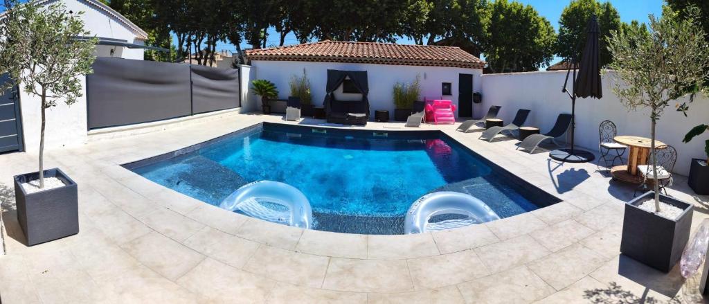 La Suite Côté Pool-House Piscine, Sauna & Jacuzzi privatifs photo 1