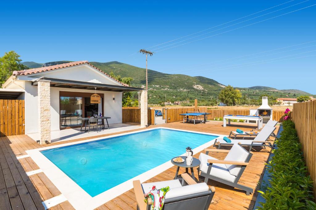 Villa Maira Azalea by Villa Plus