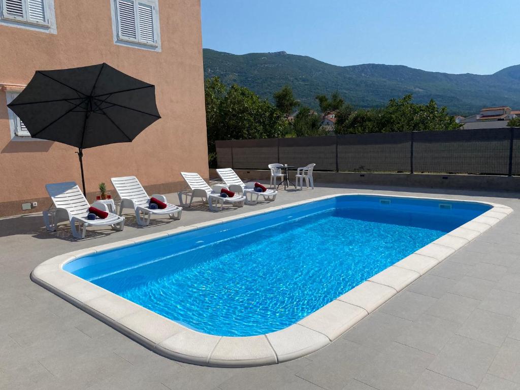Apartments Ukic - with large outdoor pool photo 1