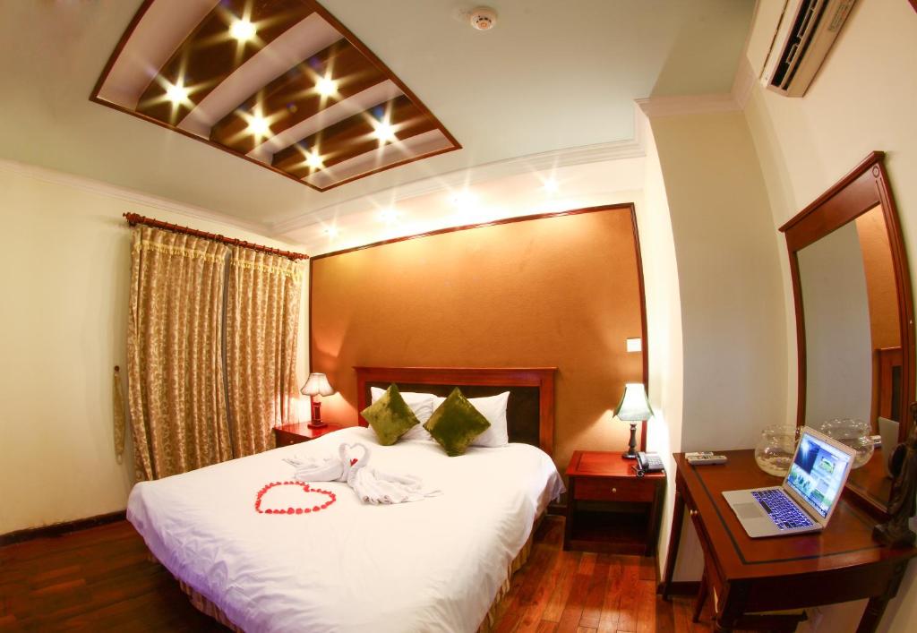 Семейный (Cемейный номер с собственной ванной комнатой), Atrium Hotel