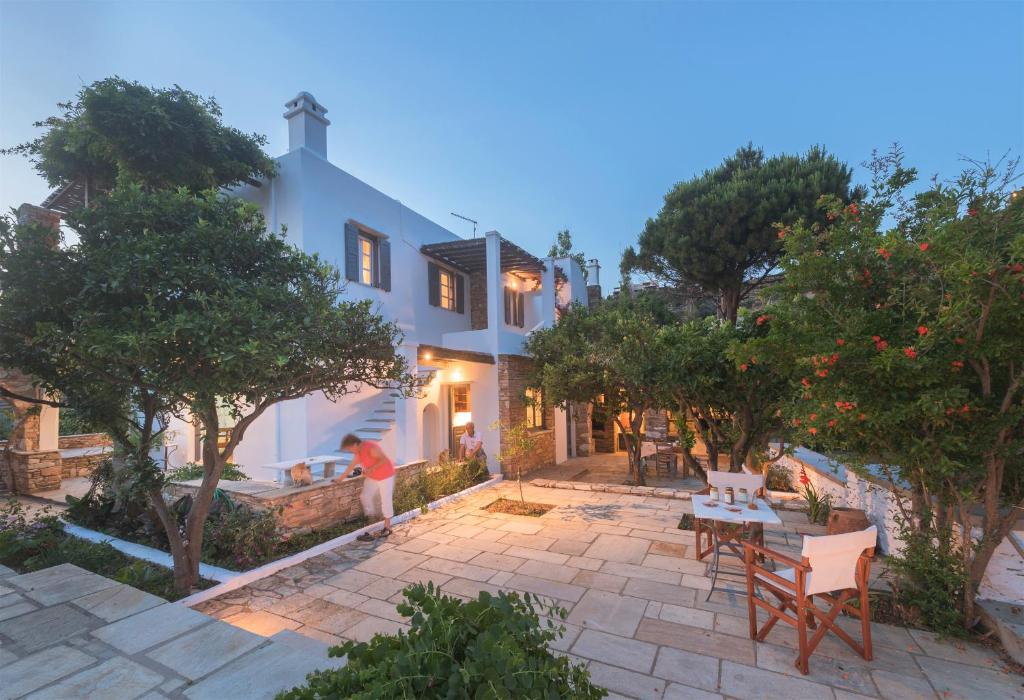 Romano garden house - land tales photo 1
