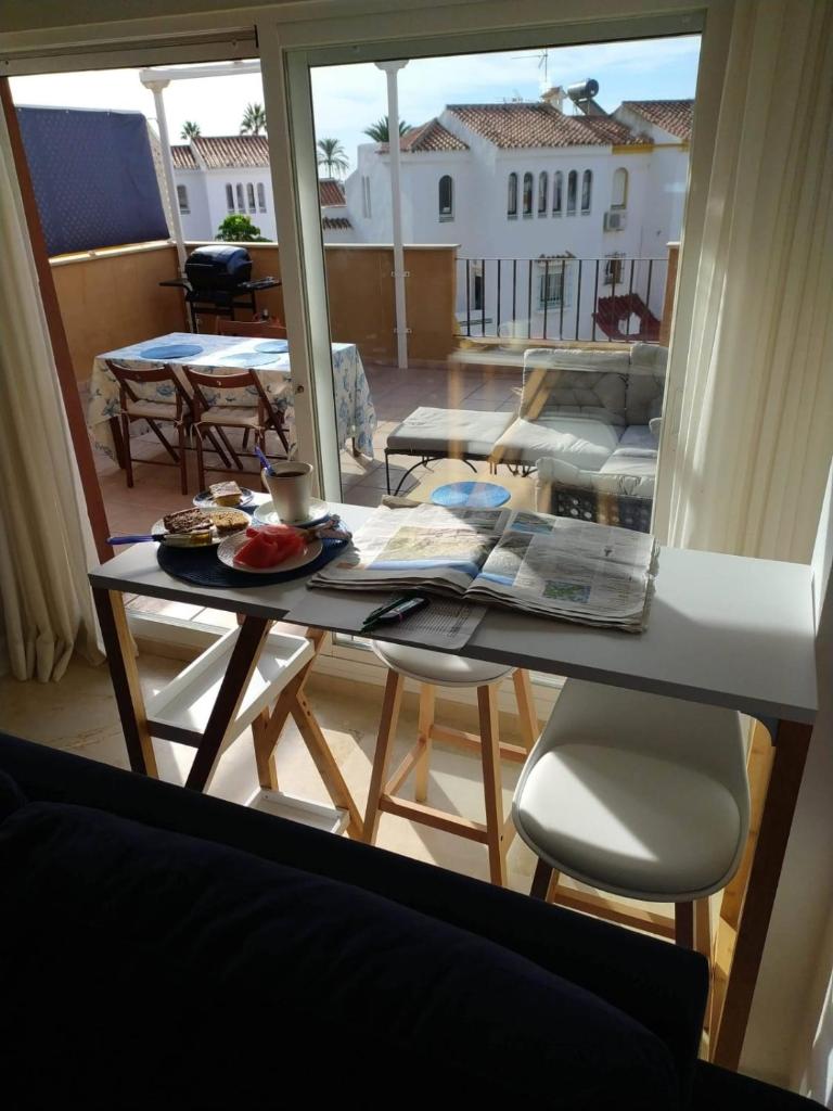 Apartamento con gran terraza a 50 m de la playa photo 4