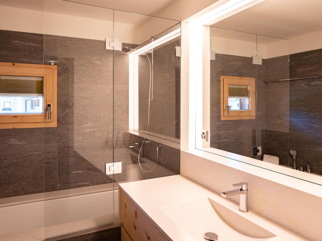 Apartment Chesa Polaschin B - B6 - Sils by Interhome photo 2