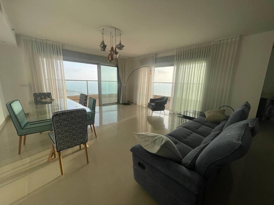 Varyas holiday apartment photo 3