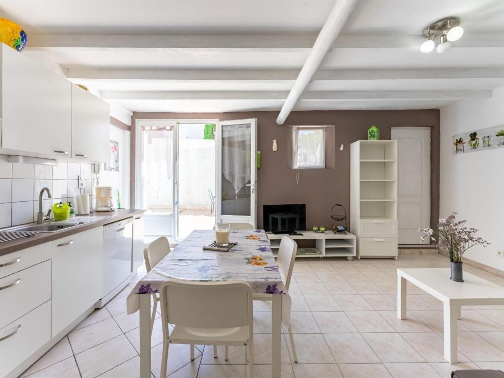 Apartment Le Petit Patio by Interhome photo 4