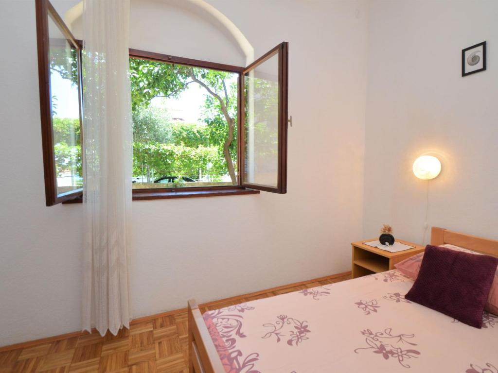 Apartment Rose-2 by Interhome photo 4