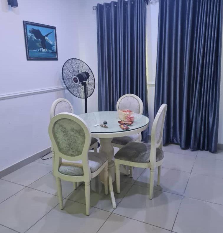 Plistbooking 3 Bedroom Duplex, City View Estate photo 3