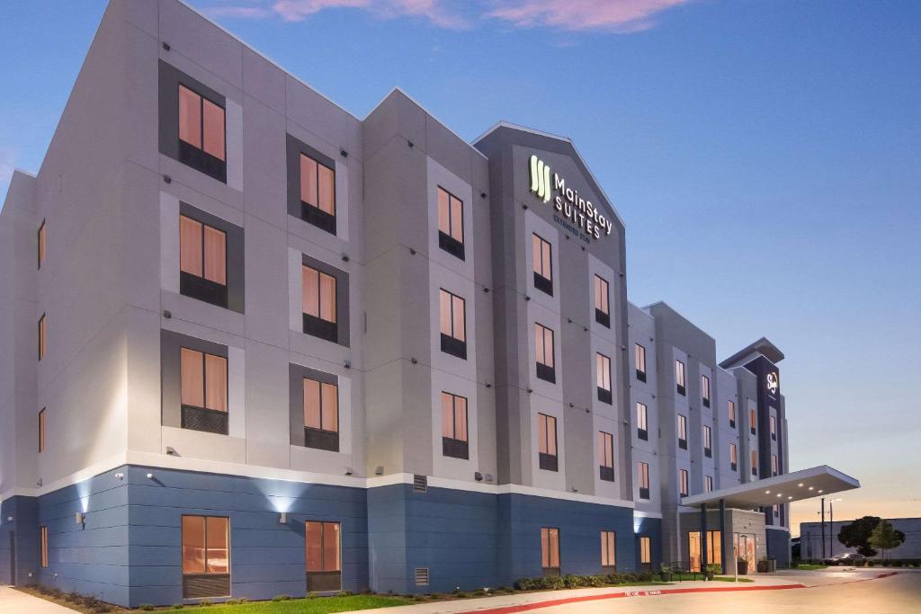 MainStay Suites Dallas Northwest - Irving photo 4