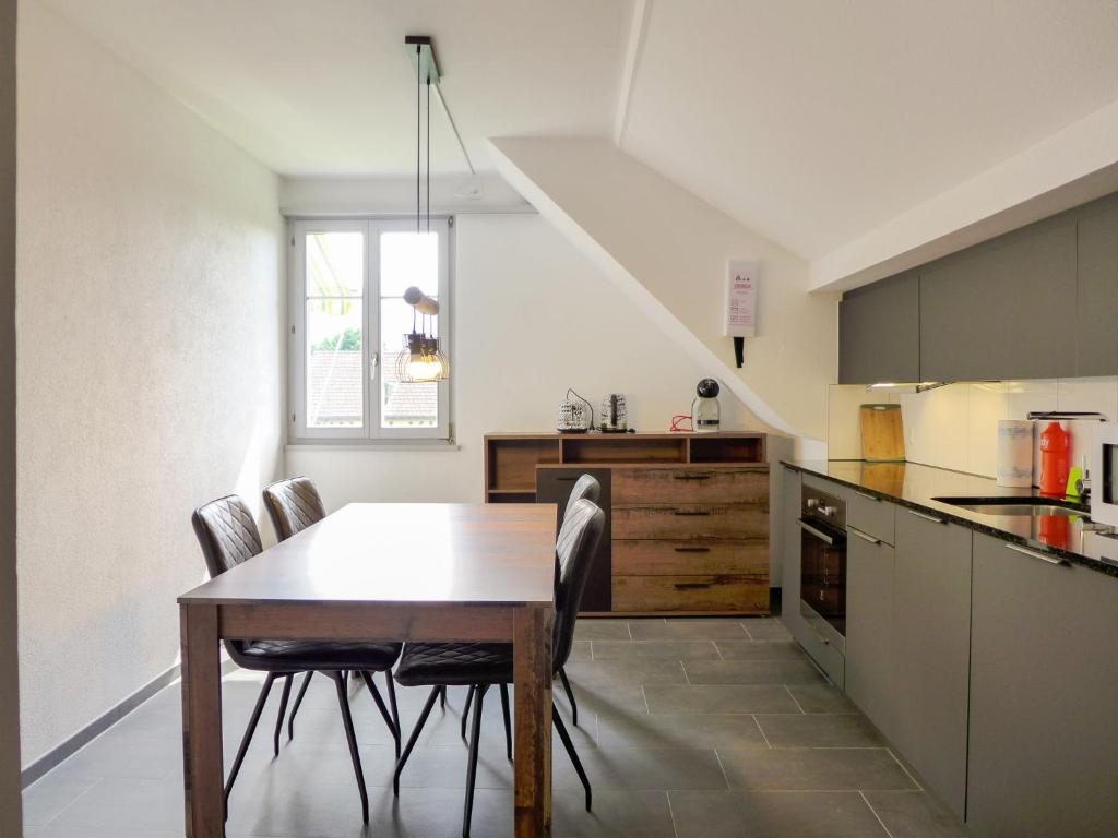 Apartment Henry's Apartment 300 by Interhome photo 3