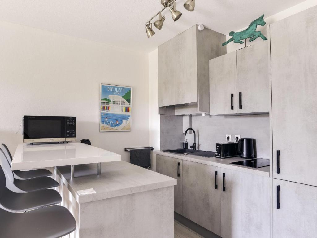 Apartment Cimiez Les Pins by Interhome photo 3