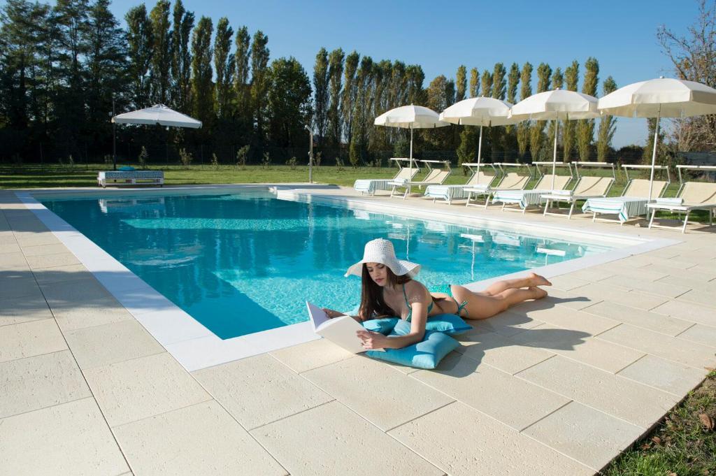 Hotel Venice Resort Airport photo 1