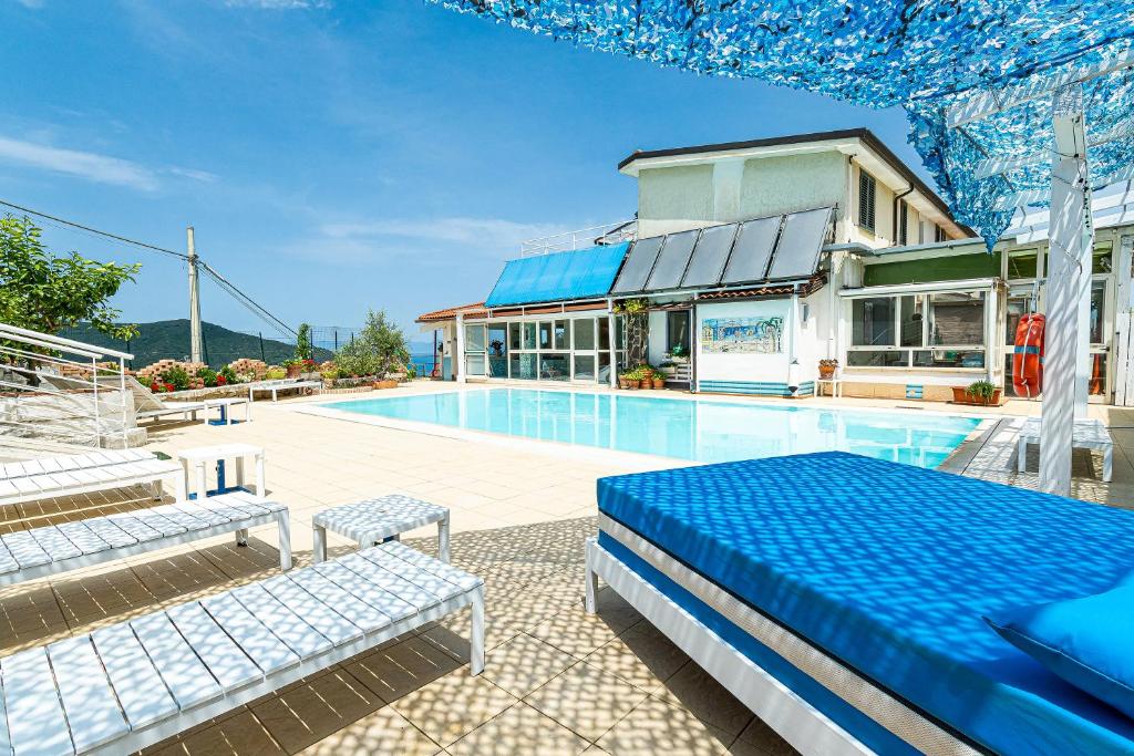 Mediterraneo Relais - Gym, Pool & SPA photo 3