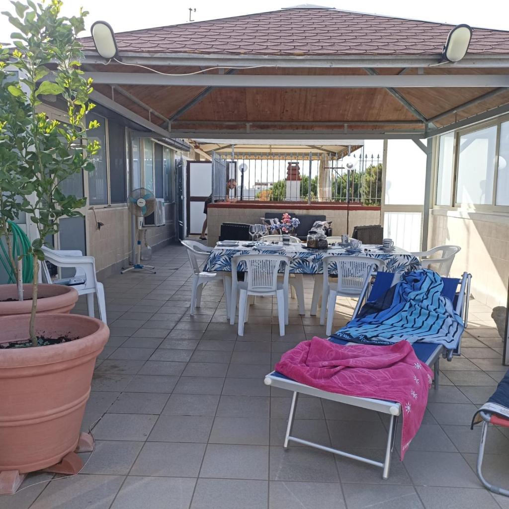 Casa vacanza Leone con Terrazza photo 4