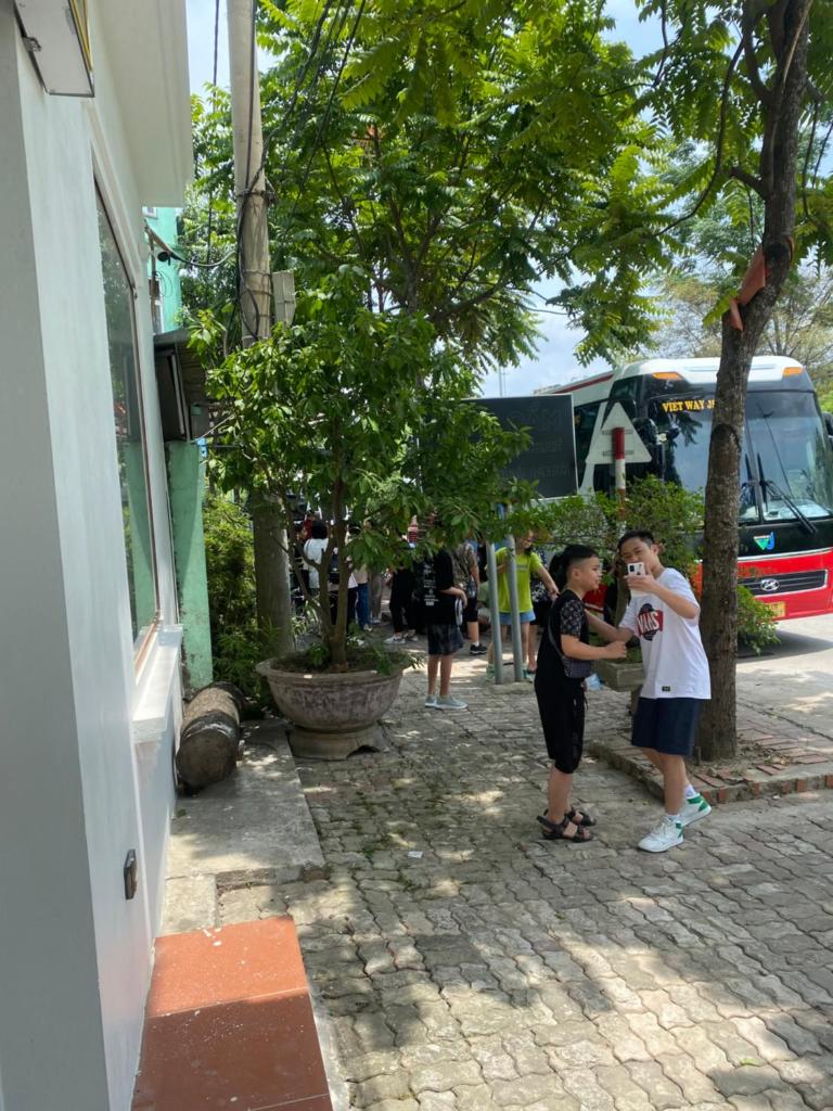 Hanoi Airport Suites Hostel & Travel