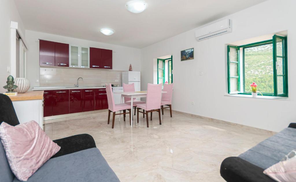 Apartment Roko photo 2