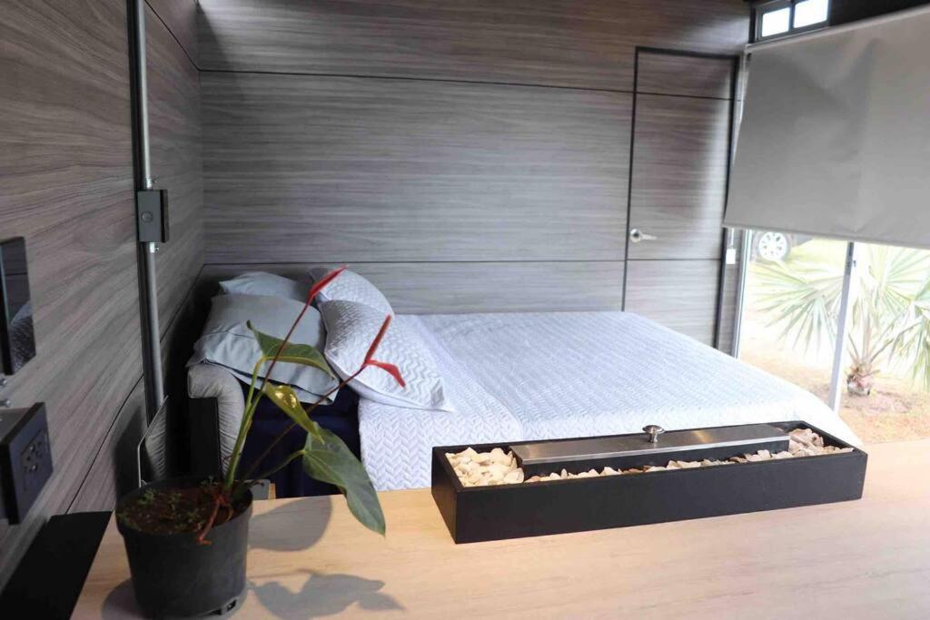 TINY HOUSE , frente al lago photo 2