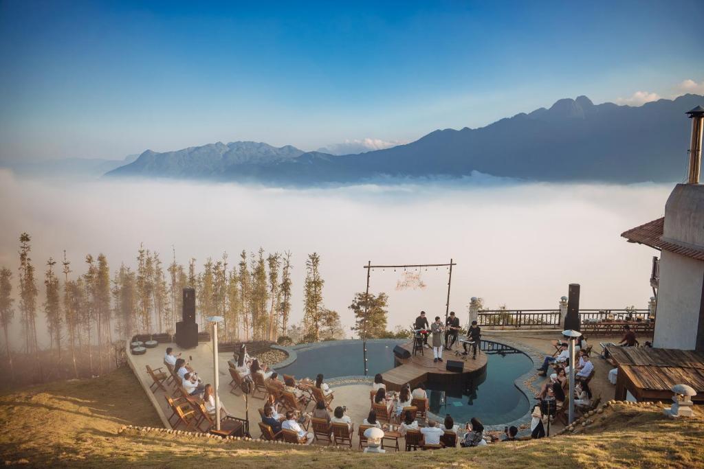 Ville De Mont Mountain Resort