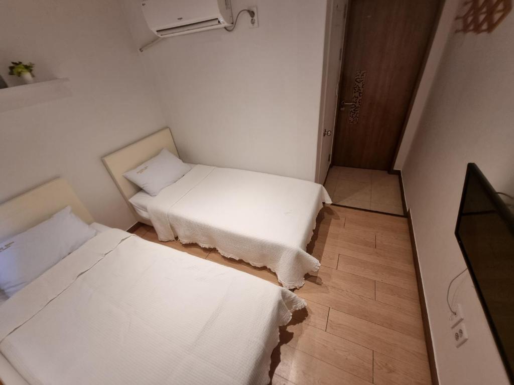 Moon Sun Guesthouse photo 4