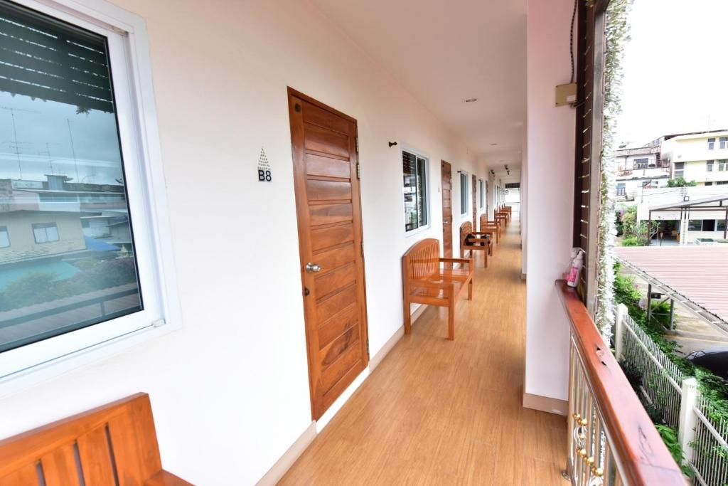 KT Knight Hotel photo 3