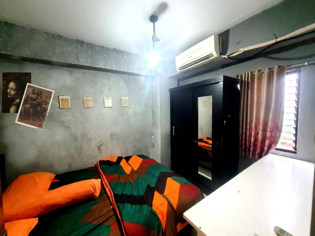 Cibubur Village Apartment by Sang Living photo 1