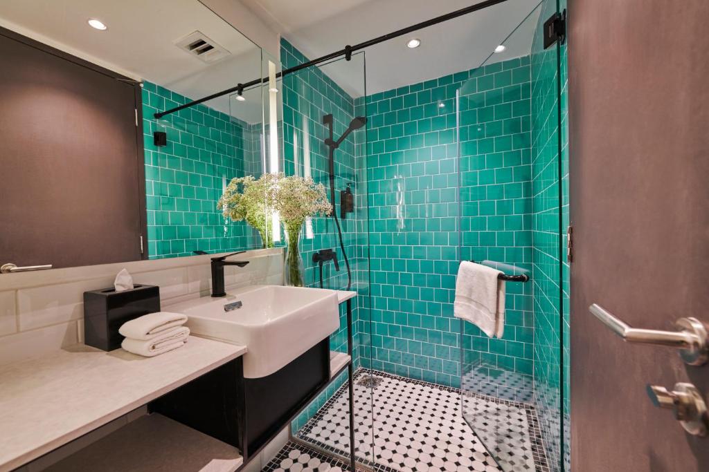 J-Hotel by Dorsett photo 1