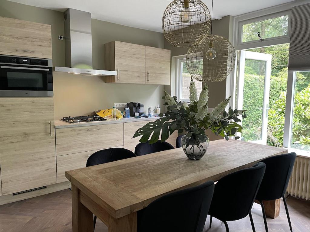 Comfortabel tot rust komen in het Veluwse bos photo 3