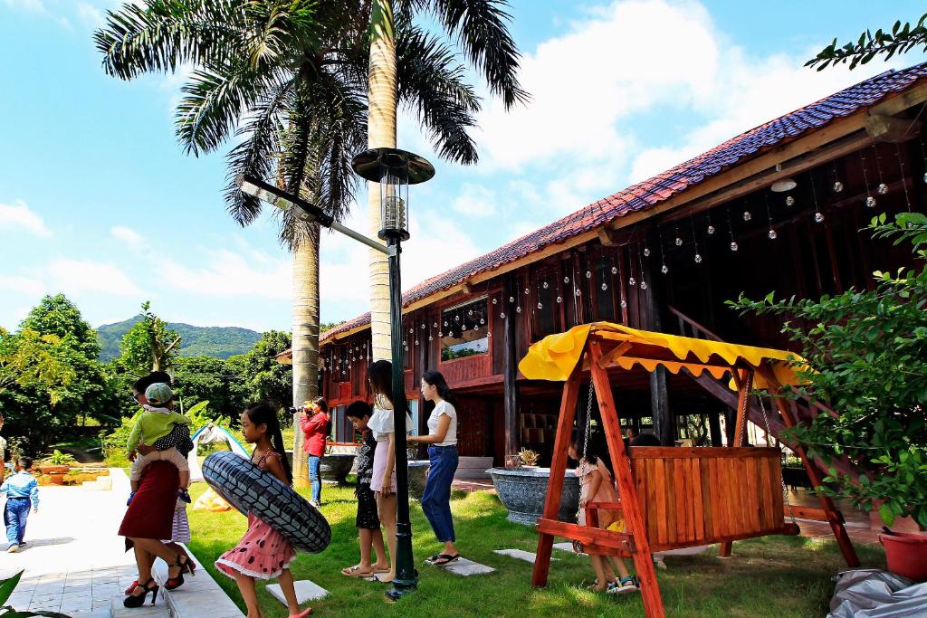 Royal Palm Garden Sóc Sơn - Venue Travel