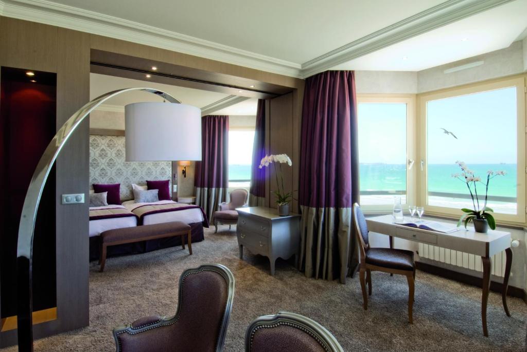 Сьюит (Люкс, вид на море), Grand Hôtel Des Thermes