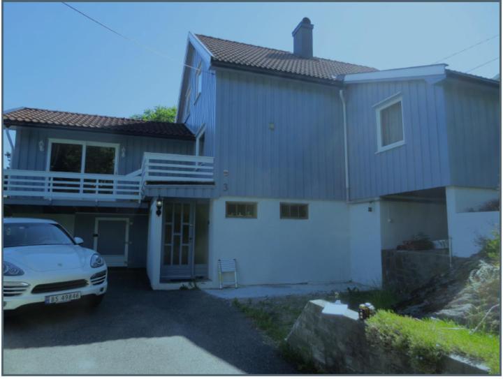 Arendalsuka - Fin enebolig, sentralt og sjønært,gratis parkering 4 rom 3 bad 2 stuer photo 1